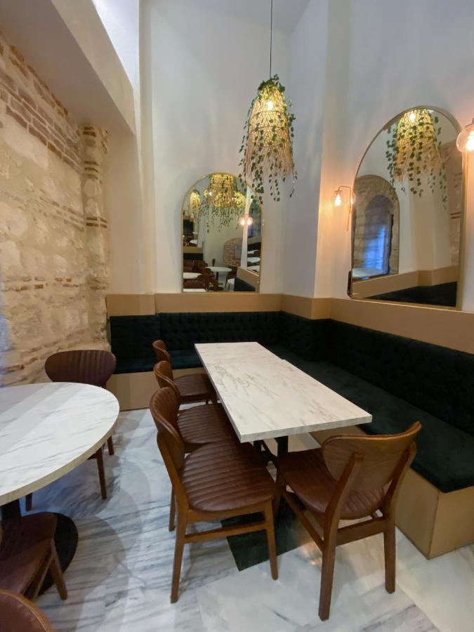 Pera Rasso Hotel Istanboel Buitenkant foto
