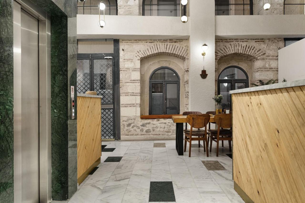 Pera Rasso Hotel Istanboel Buitenkant foto